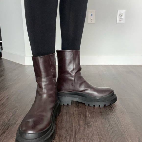 STEVE MADDEN BROWN PLATFORM ANKLE BOOTS WITH ZIPPER BACK - Picture 8 of 12